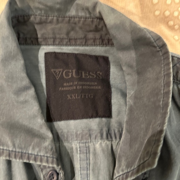 Guess button down - Picture 3 of 7